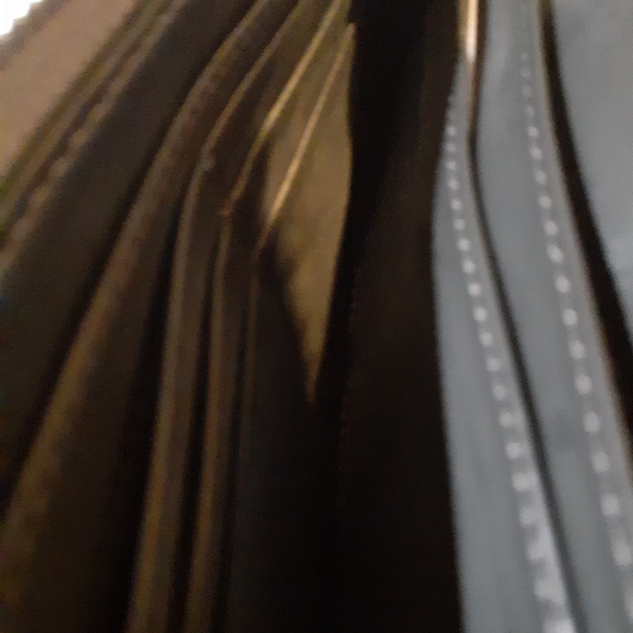 Coach Pen Leather Zipper Wallet Purse New - Picture 6 of 8